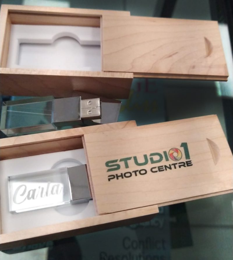 custom flash drive