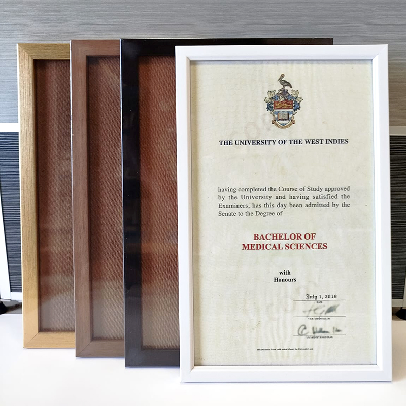 UWI certificate frame
